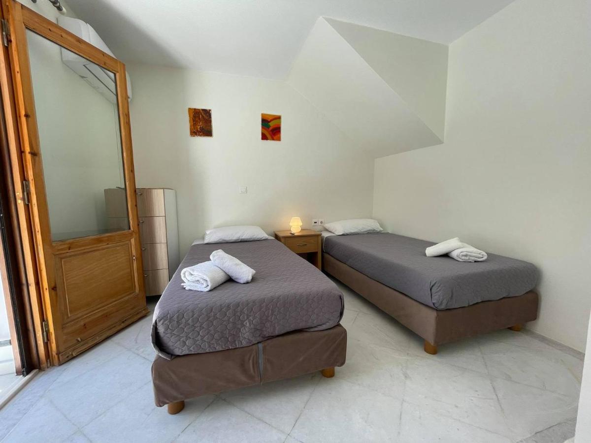 Apanemi Beachhouse Naxos City ภายนอก รูปภาพ